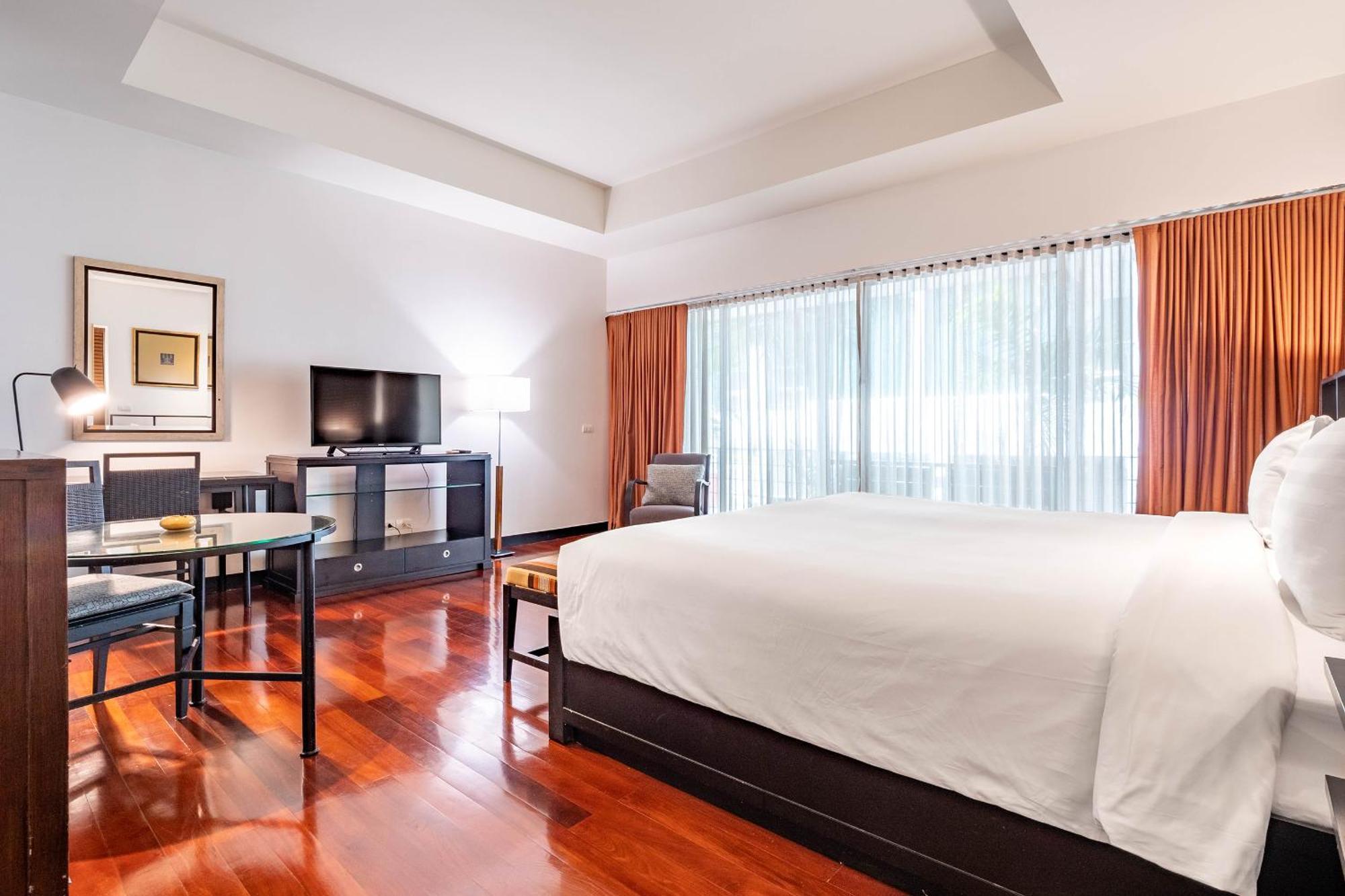 Luxe Residence Pattaya Esterno foto