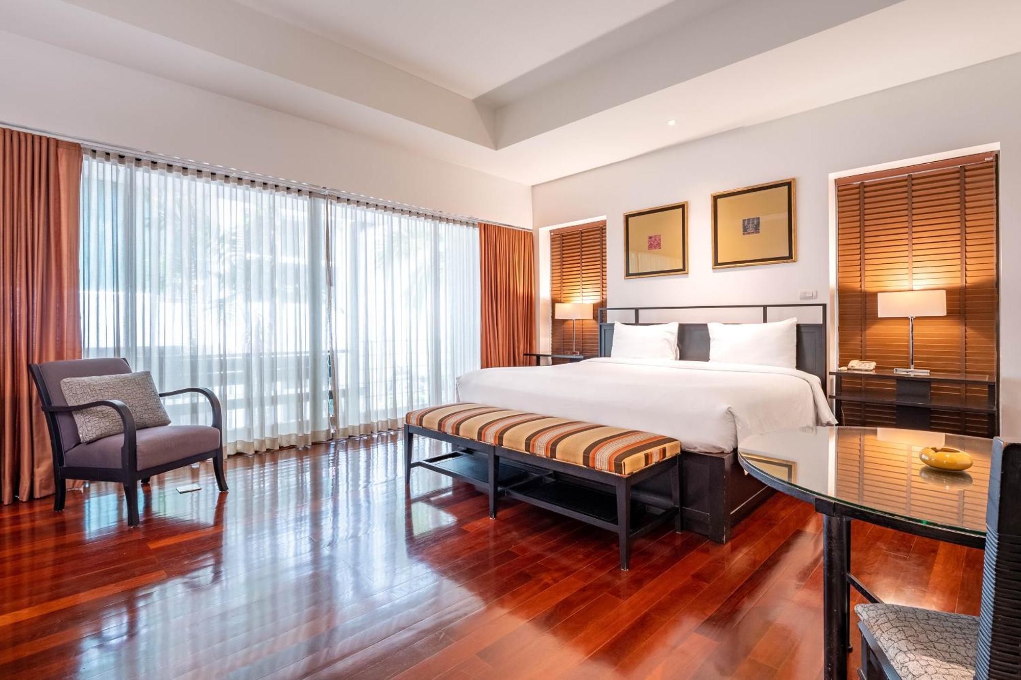Luxe Residence Pattaya Esterno foto